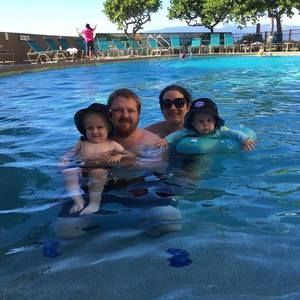 Meet your Posher, Dee